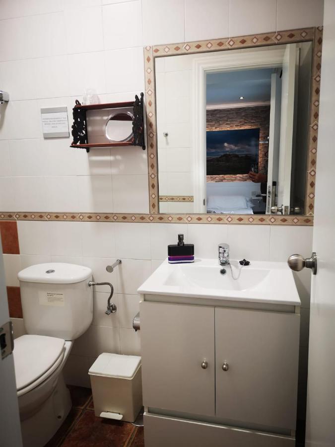 Hostal Costa De La Luz コニル・デ・ラ・フロンテラ エクステリア 写真