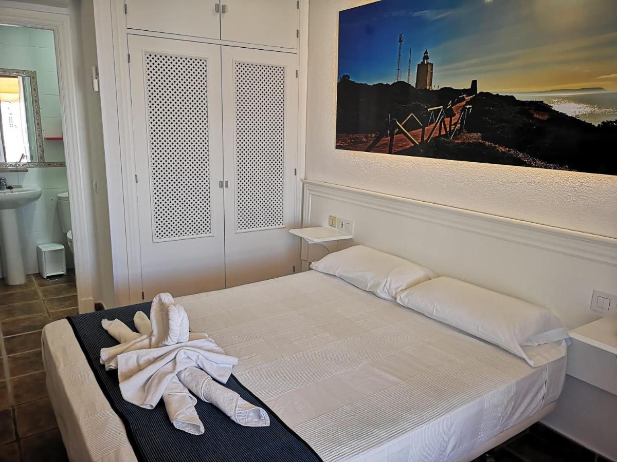 Hostal Costa De La Luz コニル・デ・ラ・フロンテラ エクステリア 写真