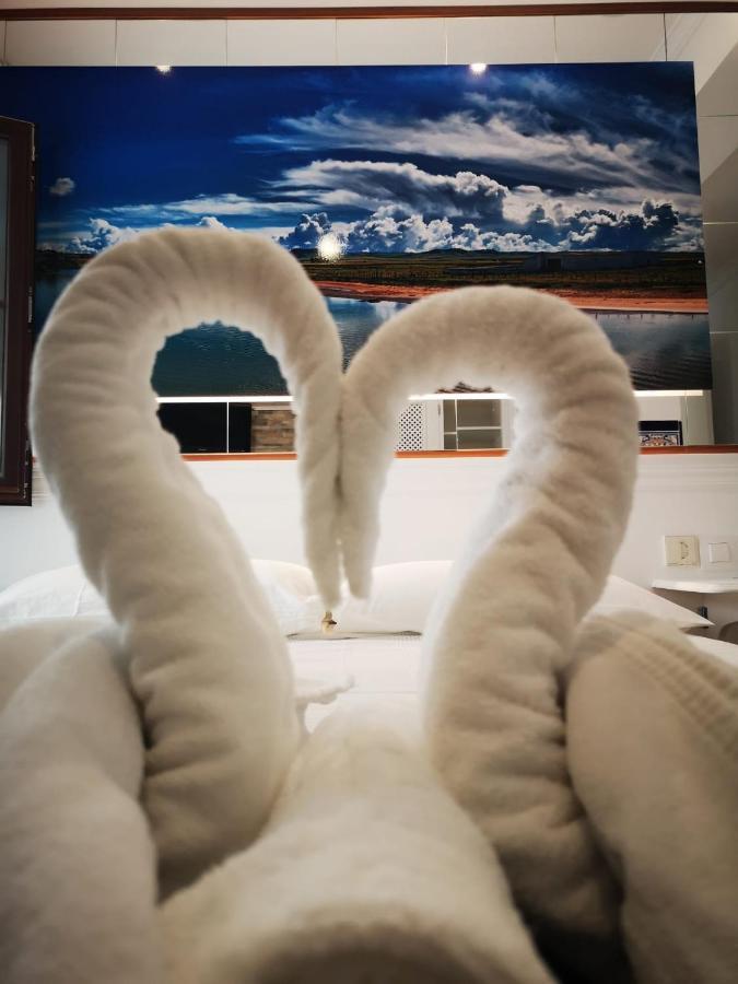 Hostal Costa De La Luz コニル・デ・ラ・フロンテラ エクステリア 写真